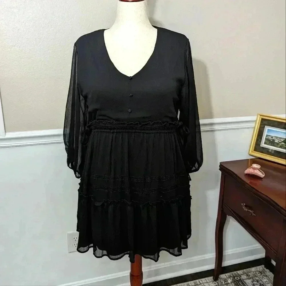 white dress petite Fit and Flare in Knobs Dress Shirt Size:17/36-37 strap sleeve style with Photos by Royaldi •